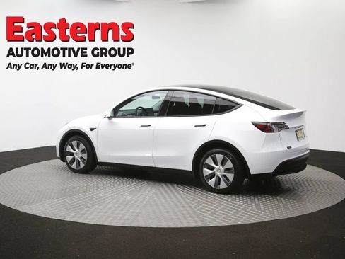 Used 2023 Tesla Model Y Long Range AWD/4WD image 58