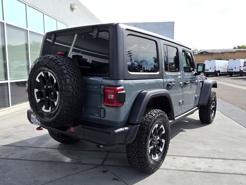 Certified 2026 Jeep Wrangler Unlimited Rubicon AWD/4WD image 5