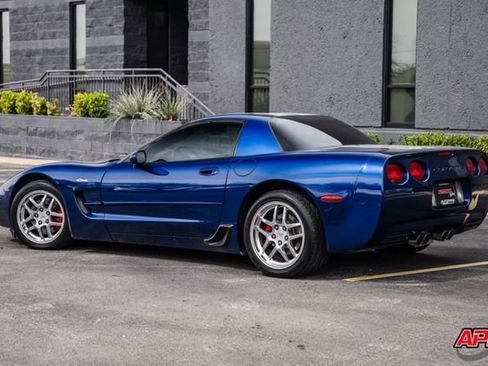 Used 2004 Chevrolet Corvette Z06 w/ Z06 Preferred Equipment Group image 3