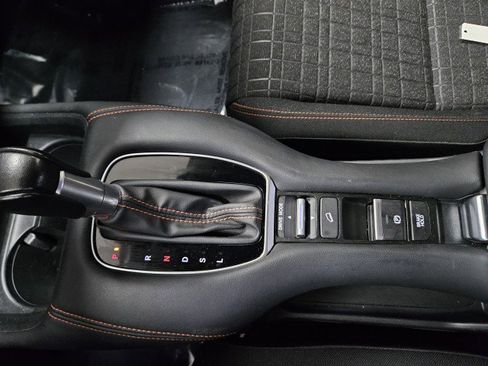 Used 2023 Honda HR-V Sport image 24