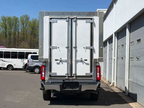 New 2026 Ford F250 XL w/ XL Chrome Package image 11