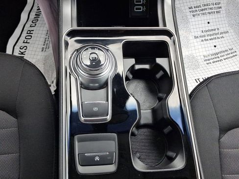 Used 2020 Ford Edge SE AWD/4WD image 14