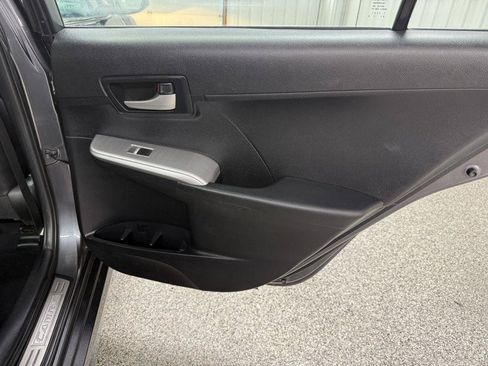 Used 2012 Toyota Camry SE FWD image 28