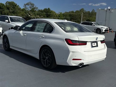 New 2026 BMW 330i Sedan w/ Premium Package RWD image 5