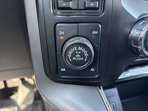 Used 2021 Ford F150 Lariat w/ Equipment Group 502A High image 23