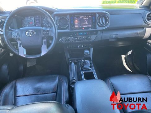 Used 2019 Toyota Tacoma TRD Pro AWD/4WD image 28
