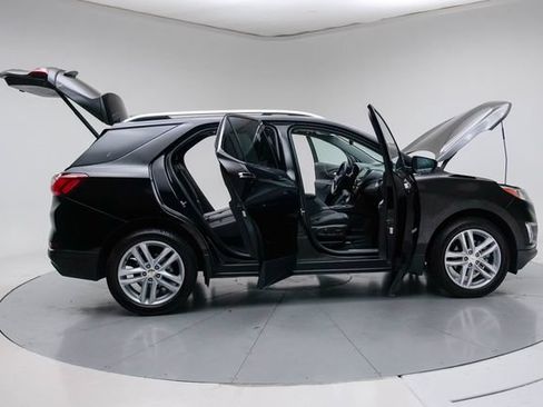 Used 2020 Chevrolet Equinox Premier AWD/4WD image 13