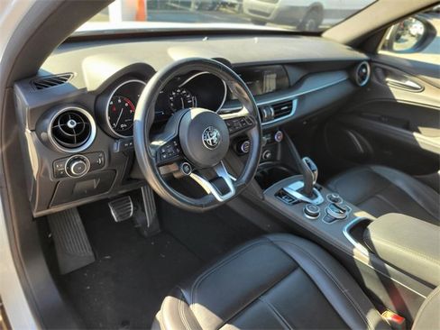 Used 2023 Alfa Romeo Stelvio Ti w/ Active Assist Plus Package image 17