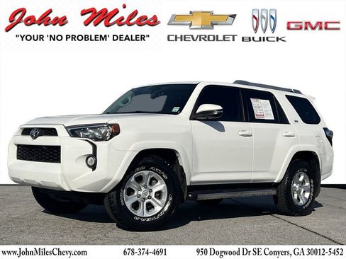 Used 2017 Toyota 4Runner SR5 Premium image 1