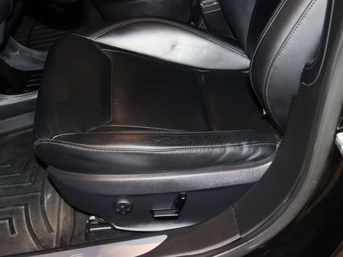 Used 2015 Tesla Model S 70 image 33