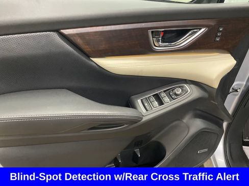 Used 2022 Subaru Ascent Touring AWD/4WD image 10
