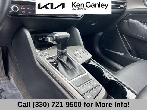 Certified 2026 Kia Sportage EX FWD image 35