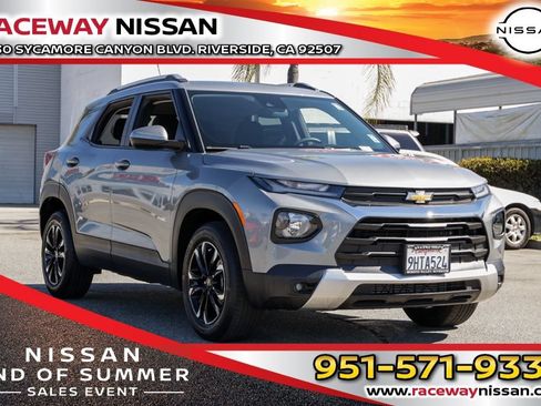 Used 2023 Chevrolet TrailBlazer LT FWD image 1