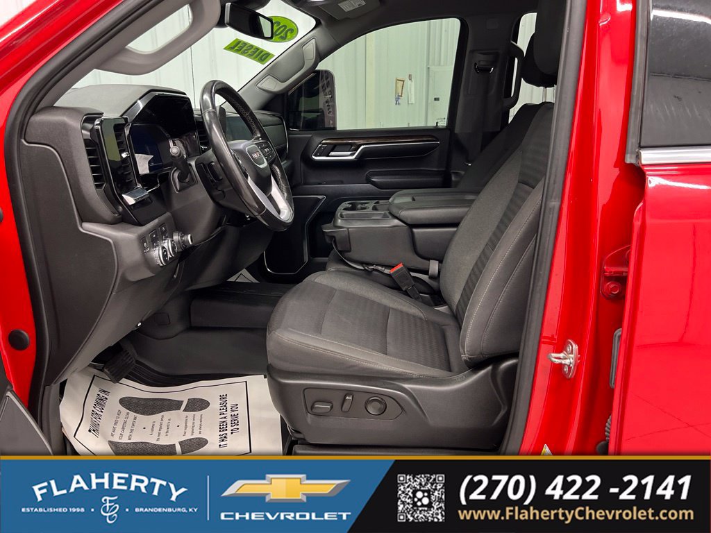 Used 2022 GMC Sierra 1500 SLE AWD/4WD image 9