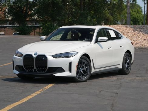 Certified 2023 BMW i4 eDrive40 w/ Premium Package RWD image 1