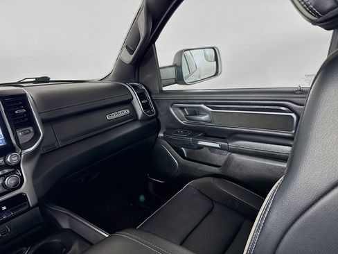 Used 2024 RAM 1500 Laramie AWD/4WD image 28