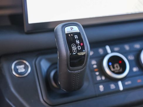 New 2025 Land Rover Defender 110 V8 image 19