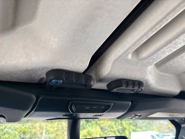 Used 2023 Jeep Gladiator Sport AWD/4WD image 19