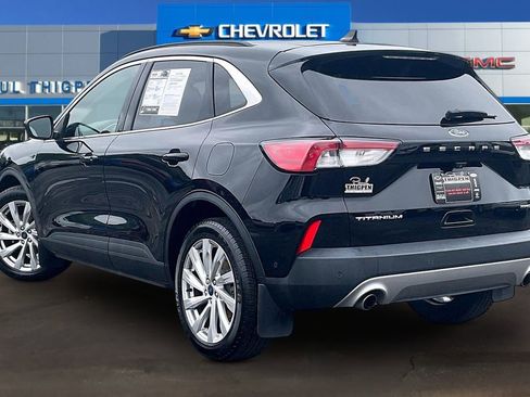 Used 2022 Ford Escape Titanium w/ Titanium Elite Package AWD/4WD image 4