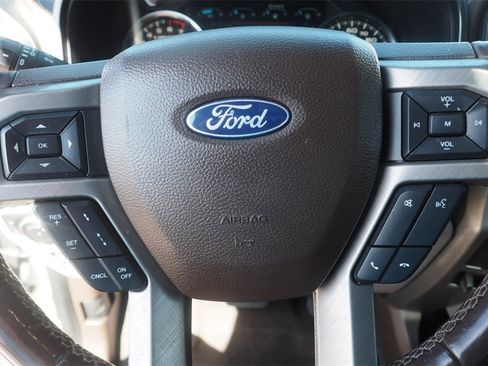 Used 2019 Ford F150 Limited w/ Trailer Tow Package image 14