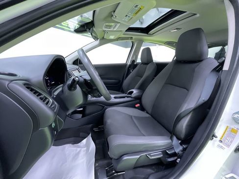 Used 2022 Honda HR-V EX image 17