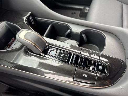 New 2026 Toyota Crown AWD/4WD image 17