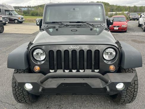 Used 2018 Jeep Wrangler Unlimited Sport S AWD/4WD image 8