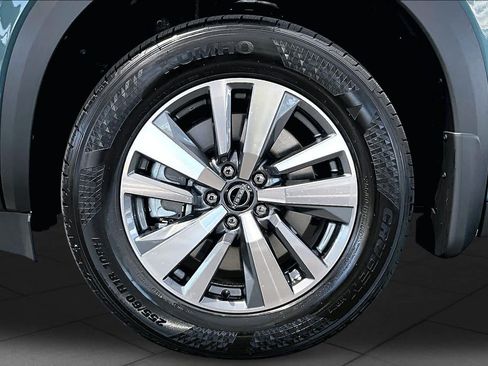 New 2026 Nissan Pathfinder SL FWD image 11