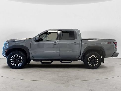 Used 2024 Nissan Frontier PRO-4X w/ Technology Package AWD/4WD image 2