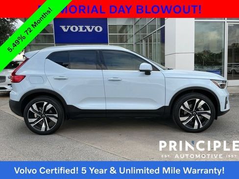Certified 2024 Volvo XC40 B5 Ultimate w/ Climate Package AWD/4WD image 7