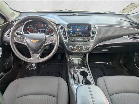 Used 2024 Chevrolet Malibu LT FWD image 22