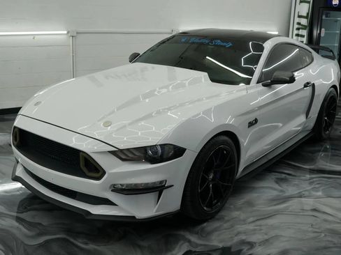 Used 2019 Ford Mustang GT Premium w/ Equipment Group 401A RWD image 22