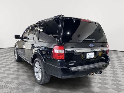 Used 2017 Ford Expedition Limited w/ Equipment Group 301A AWD/4WD image 9