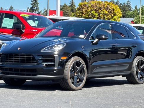 Used 2019 Porsche Macan S AWD/4WD image 9