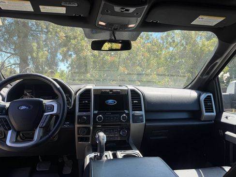 Used 2018 Ford F150 Lariat AWD/4WD image 11