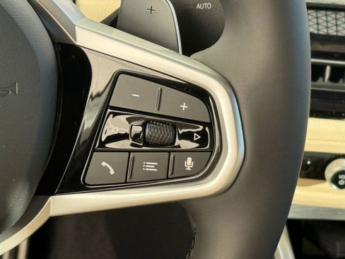 New 2026 BMW 330i Sedan w/ M Sport Package image 24