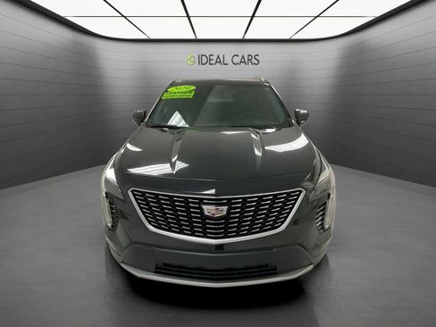 Used 2020 Cadillac XT4 Premium Luxury w/ Driver Awareness Package FWD image 2