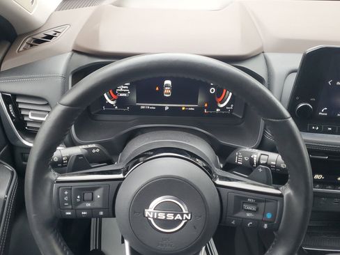 Certified 2023 Nissan Rogue Platinum image 21