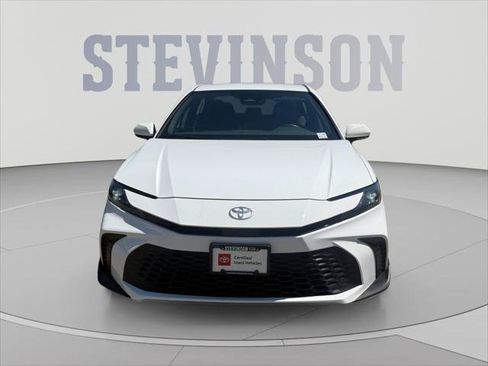 Certified 2025 Toyota Camry SE w/ Convenience Package AWD/4WD image 8