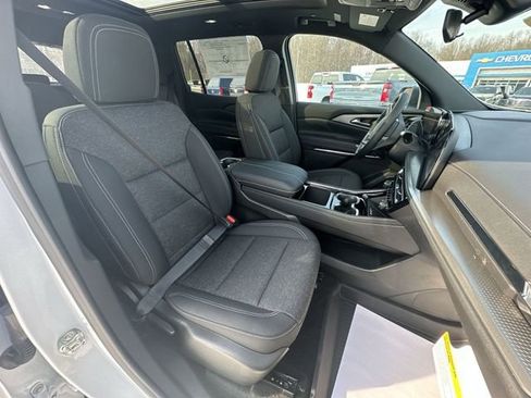 New 2026 Chevrolet Traverse LT w/ Sun and Wheel Package image 30