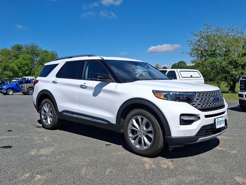 Used 2022 Ford Explorer Limited AWD/4WD image 1