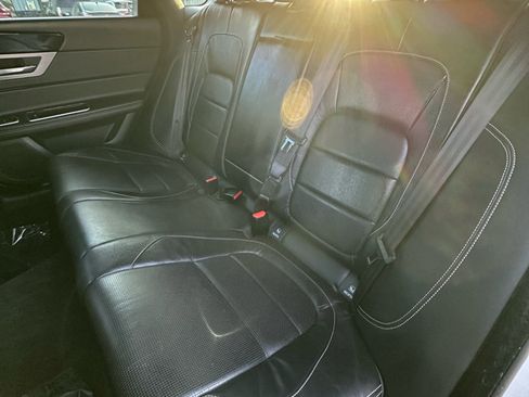 Used 2016 Jaguar XF R-Sport image 47