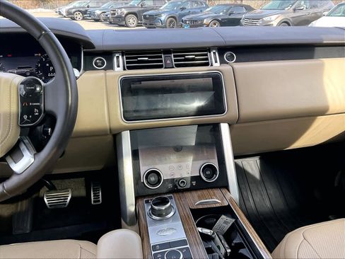 Used 2021 Land Rover Range Rover P525 Westminster Edition image 18