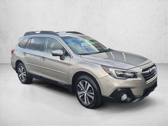 Used 2018 Subaru Outback 3.6R Limited AWD/4WD image 3