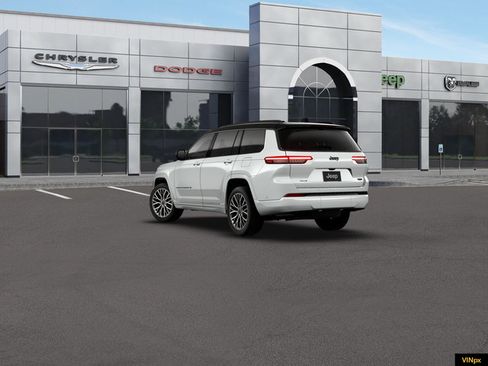 New 2026 Jeep Grand Cherokee L Summit AWD/4WD image 5