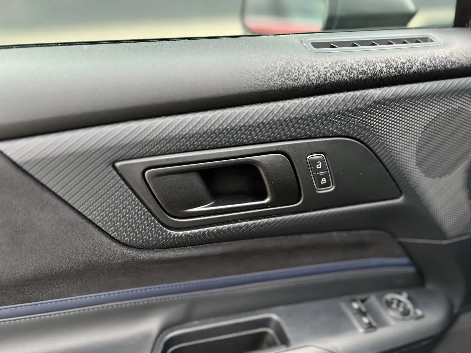 Used 2025 Ford Mustang Dark Horse RWD image 25