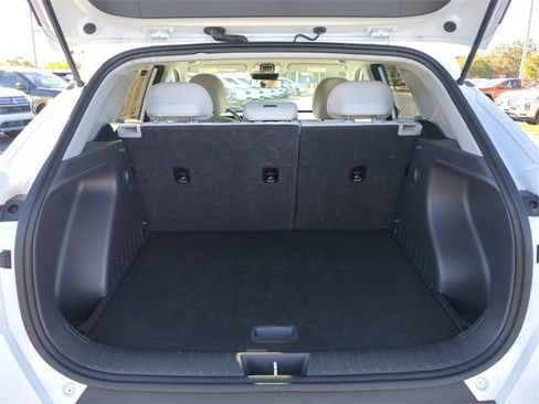 Used 2024 Hyundai Kona SEL image 12