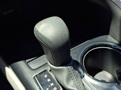 Used 2020 Toyota Camry LE FWD image 14