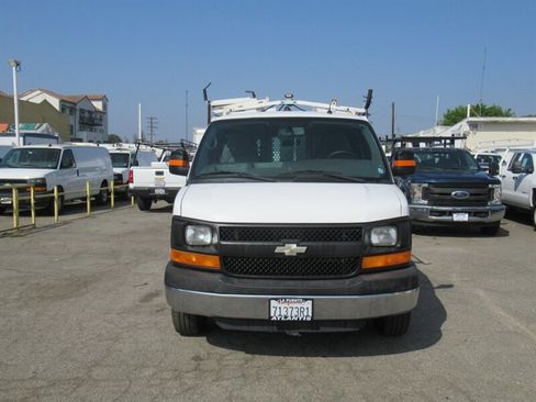 Used 2014 Chevrolet Express 2500 image 5