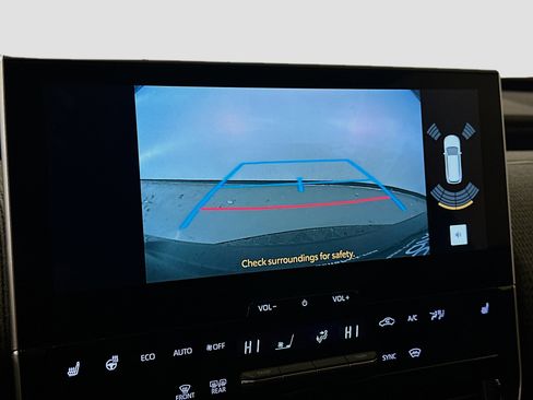 Used 2023 Toyota bZ4X XLE w/ Weather Package image 22